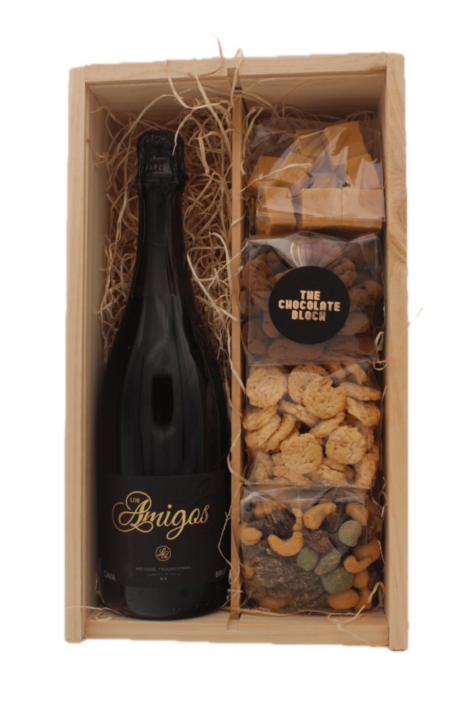 Kadopakket Los Amigos Cava Brut met diverse lekkernijen van The Chocolate Block