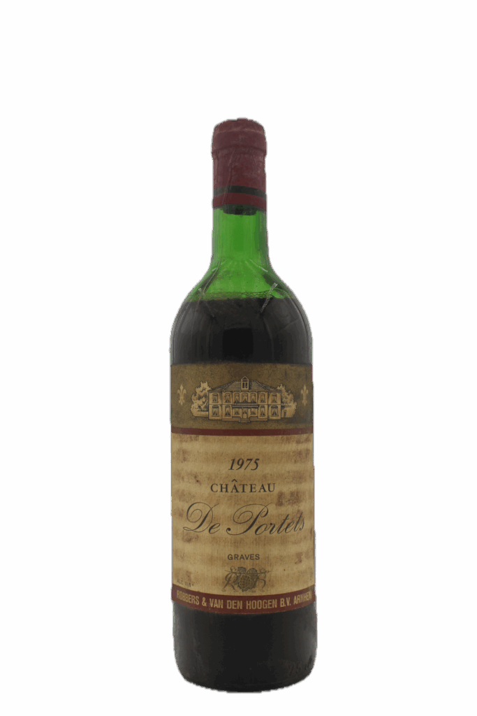 Chateau De Portets 1975 (Low Shoulder)