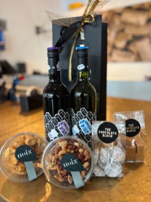 Witte en Rode wijn Pakket met delicatessen